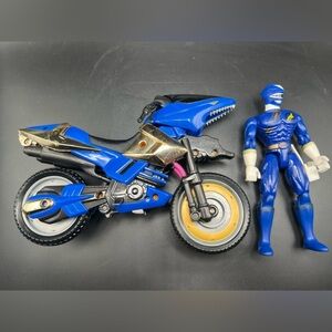 Power Rangers Wild Force Blue Shark Ranger And Motorcycle